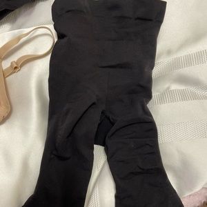 Skims shorts shapewear